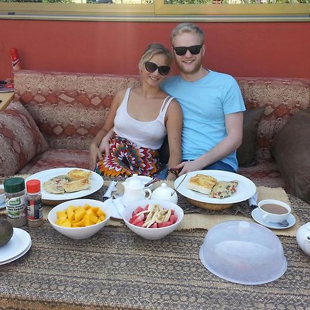 Hotel Golden Lilies Kokrobite Zewnętrze zdjęcie