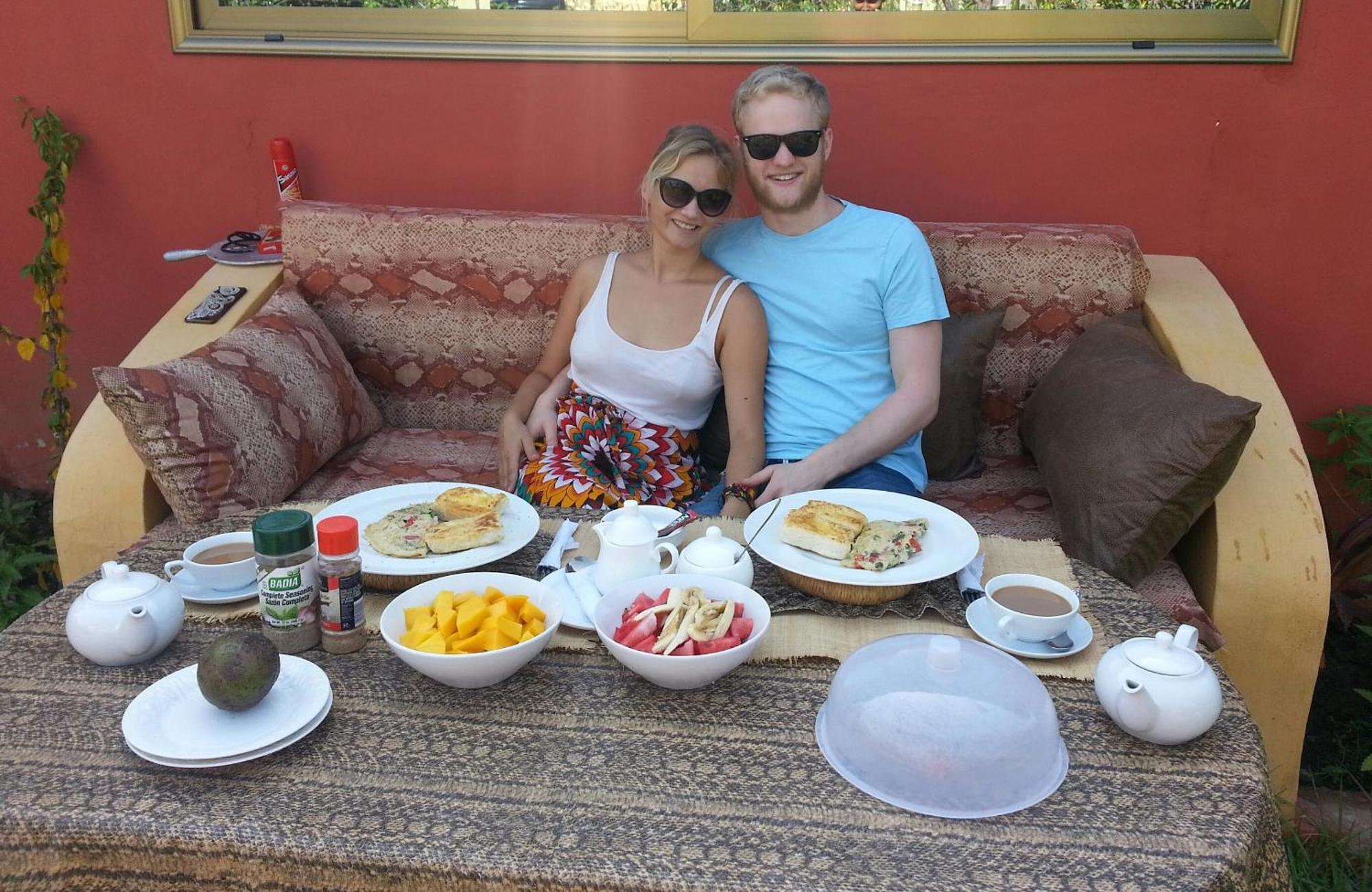 Hotel Golden Lilies Kokrobite Zewnętrze zdjęcie