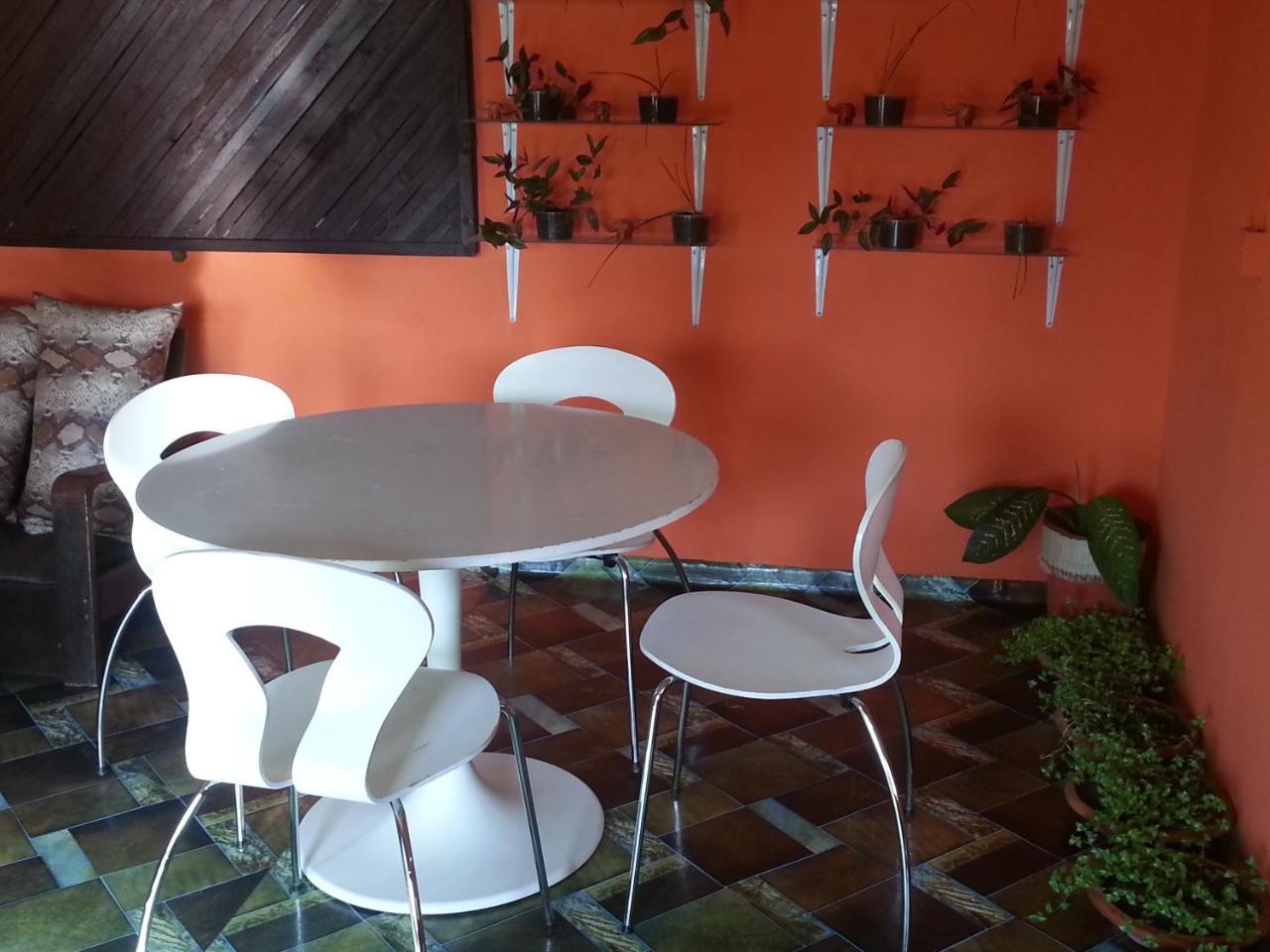 Hotel Golden Lilies Kokrobite Zewnętrze zdjęcie
