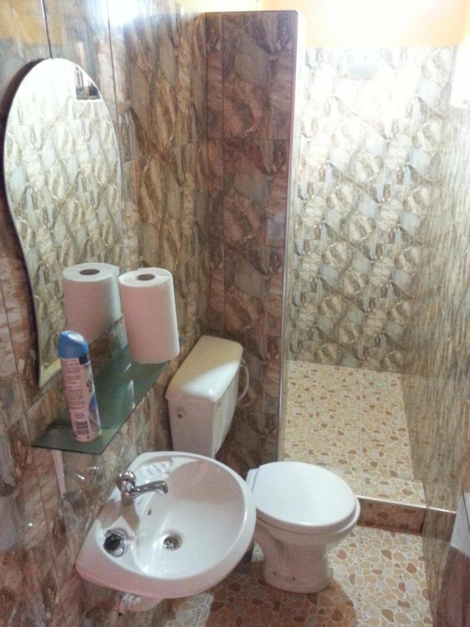 Hotel Golden Lilies Kokrobite Zewnętrze zdjęcie