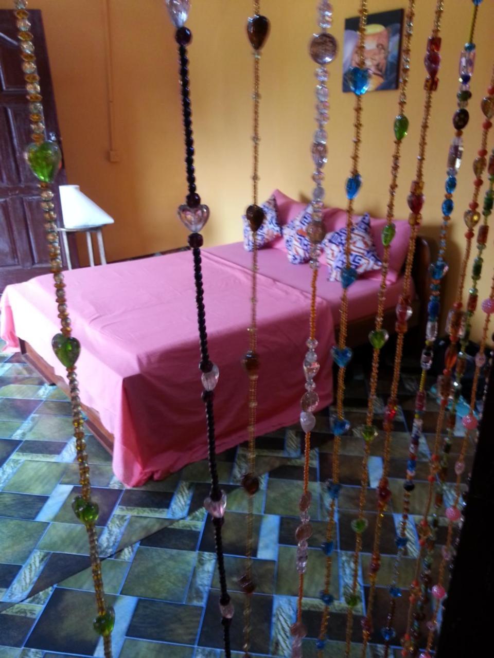 Hotel Golden Lilies Kokrobite Zewnętrze zdjęcie